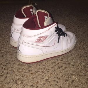 Gym Red on White/Black Air Jordan 1 Mid